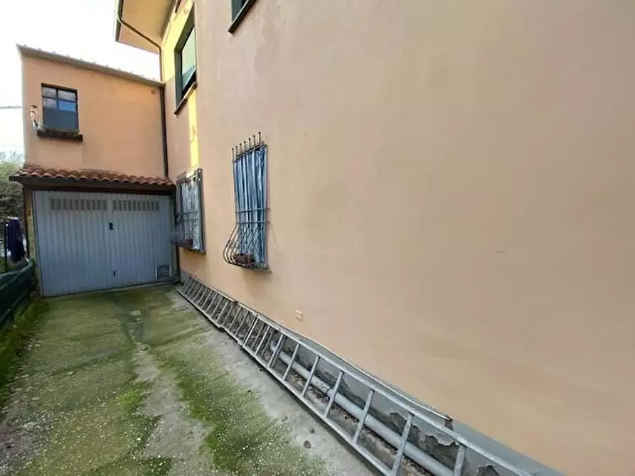 Immagine 3 di Appartamento in vendita  a Buggiano