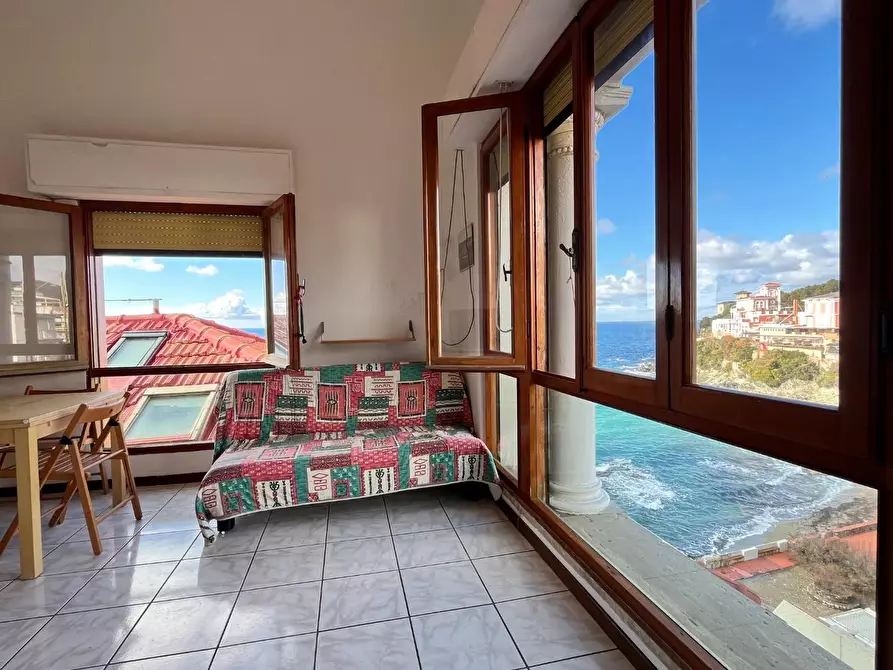 Immagine 7 di Appartamento in vendita  a Rosignano Marittimo