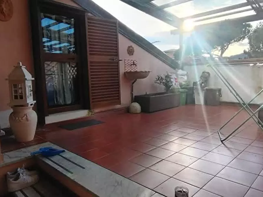 Immagine 3 di Appartamento in vendita  a Ortonovo