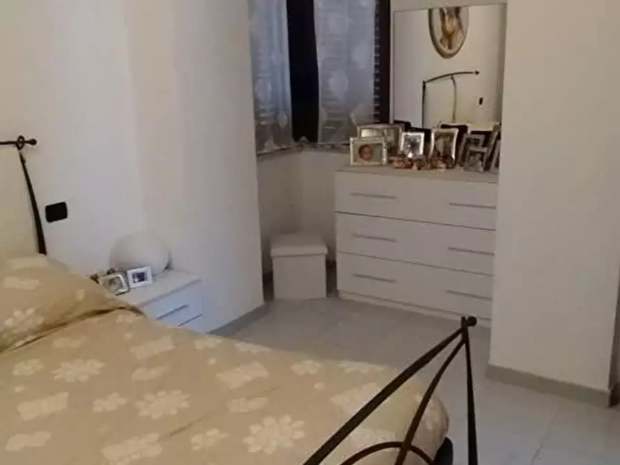 Immagine 16 di Appartamento in vendita  a Ortonovo