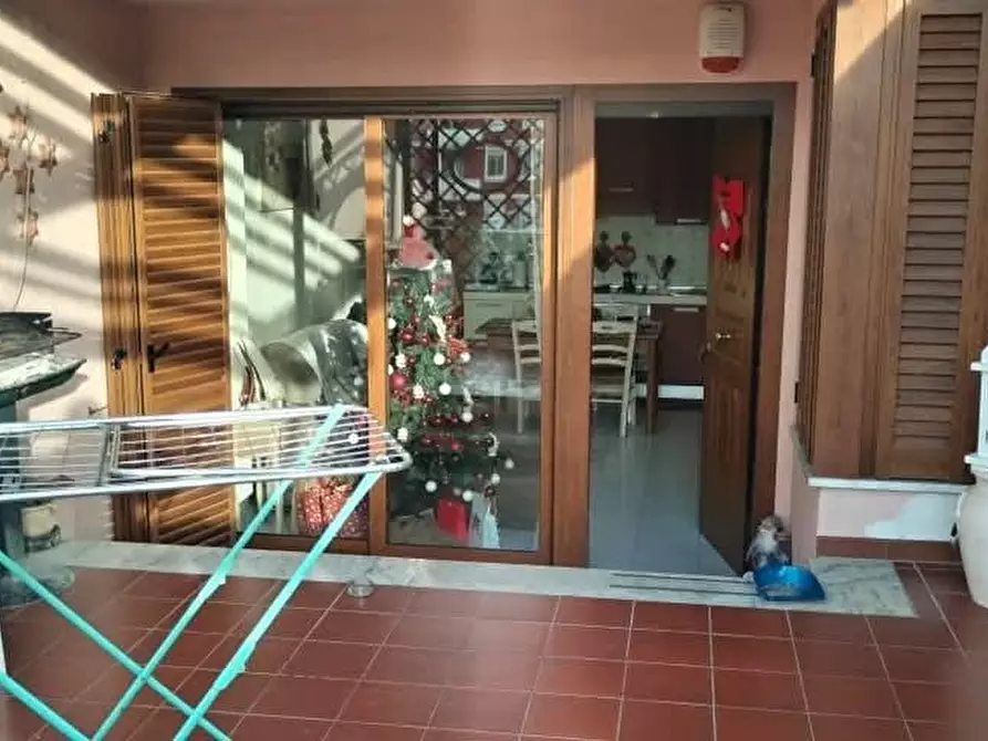 Immagine 4 di Appartamento in vendita  a Ortonovo