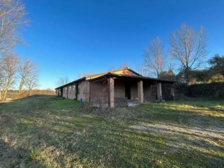 Immagine 6 di Casa indipendente in vendita  a Siena