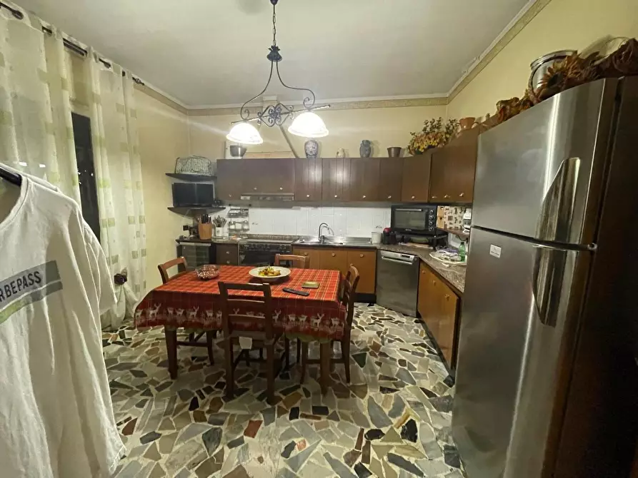 Immagine 15 di Porzione di casa in vendita  a Massa