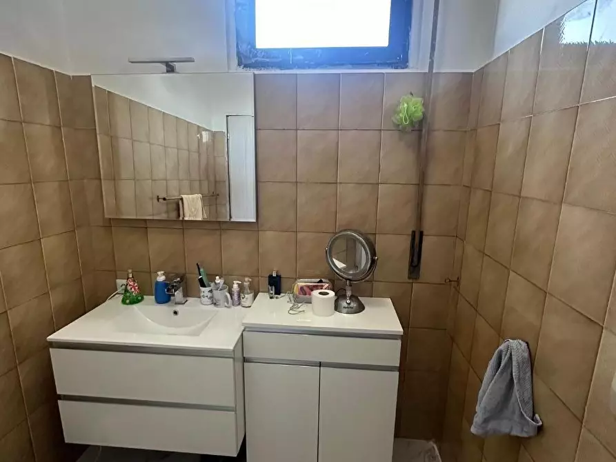 Immagine 9 di Appartamento in vendita  a Massa