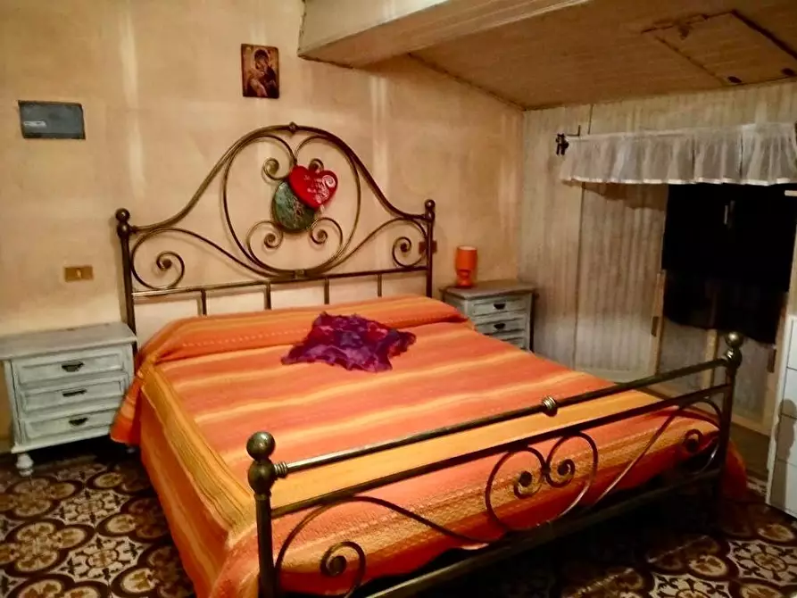 Immagine 14 di Terratetto in vendita  a Massa