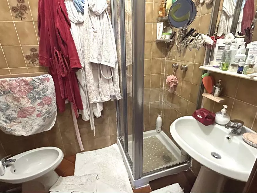 Immagine 16 di Appartamento in vendita  a Lerici