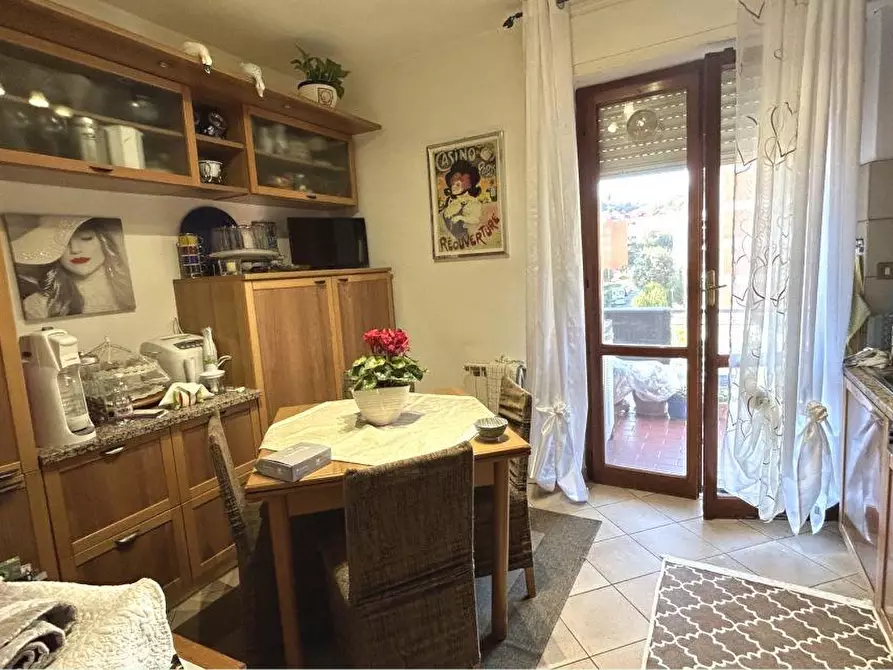 Immagine 8 di Appartamento in vendita  a Lerici