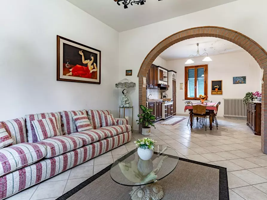 Immagine 9 di Villa in vendita  a San Miniato