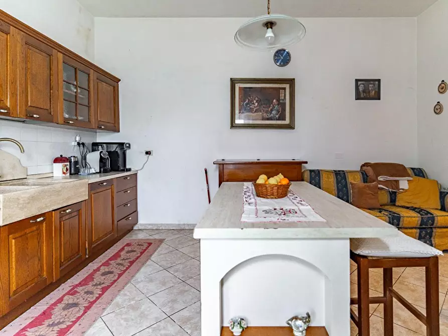 Immagine 17 di Villa in vendita  a San Miniato