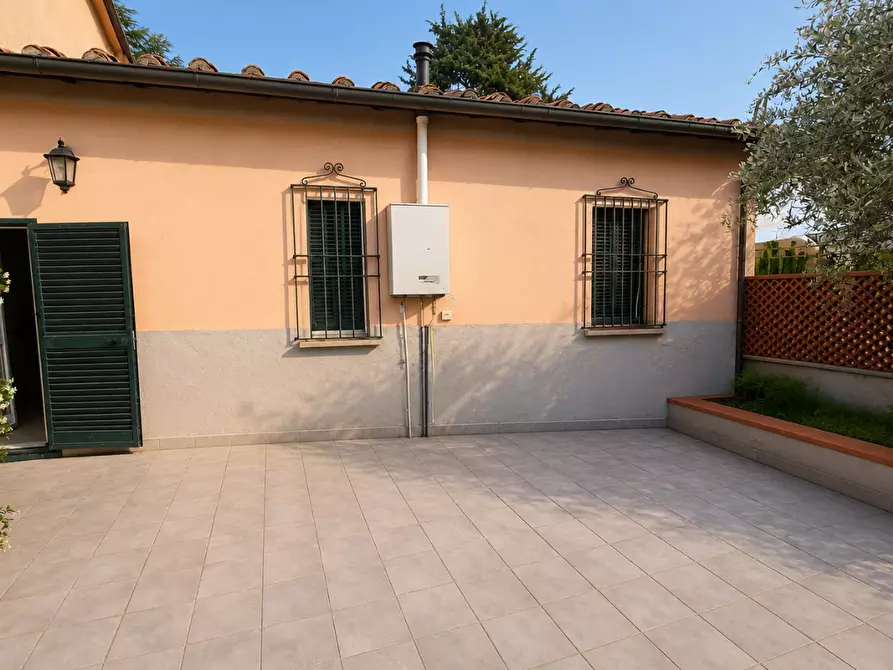 Immagine 4 di Terratetto in vendita  a Pisa