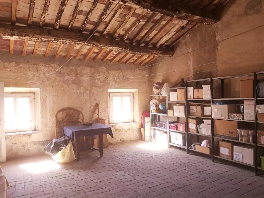 Immagine 47 di Terratetto in vendita  a Buti