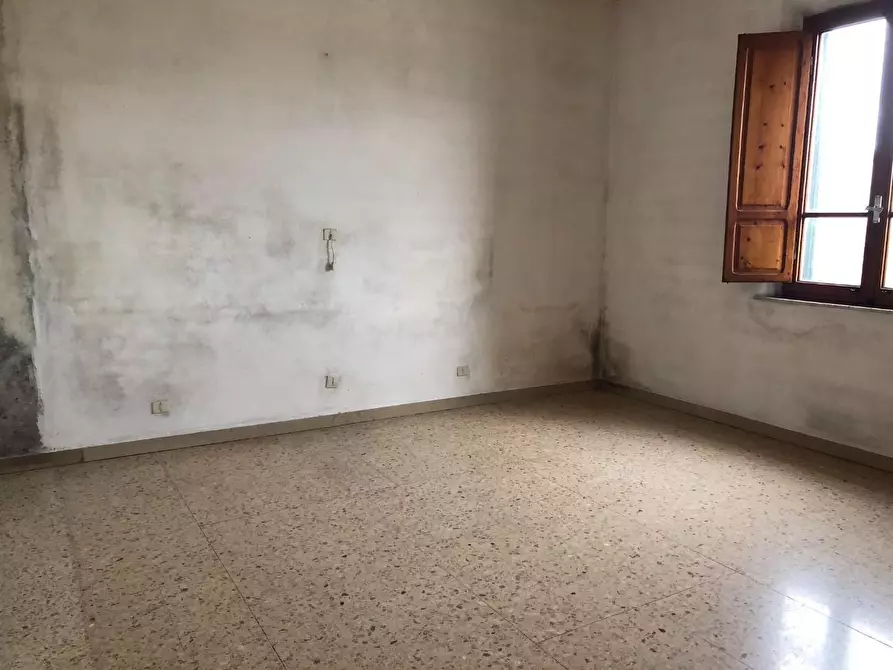 Immagine 5 di Appartamento in vendita  a Pontedera