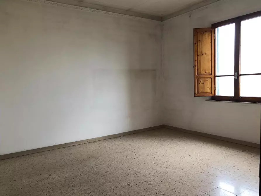 Immagine 7 di Appartamento in vendita  a Pontedera