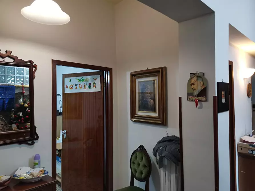 Immagine 2 di Appartamento in vendita  a Poggibonsi