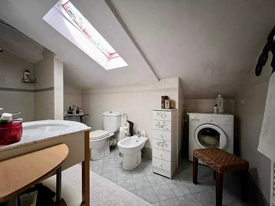 Immagine 17 di Appartamento in vendita  a Massa