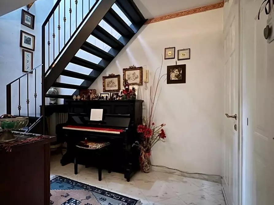 Immagine 14 di Appartamento in vendita  a Massa