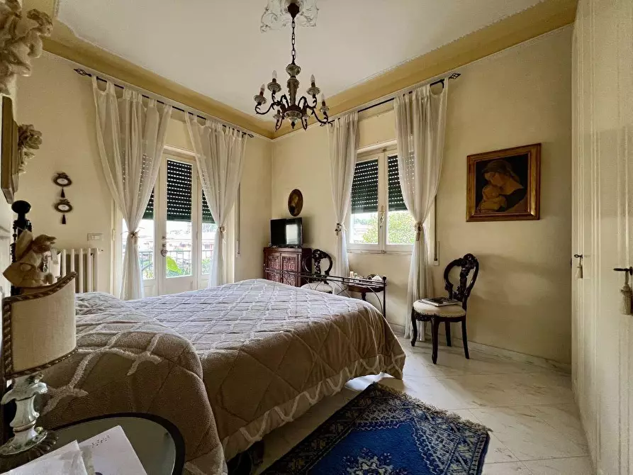 Immagine 7 di Appartamento in vendita  a Massa