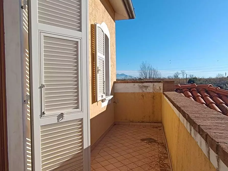 Immagine 56 di Casa indipendente in vendita  a Castelnuovo Magra