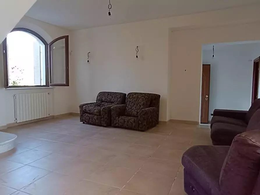 Immagine 36 di Casa indipendente in vendita  a Castelnuovo Magra