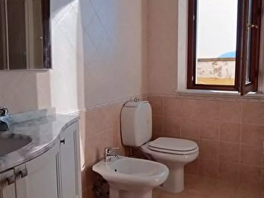 Immagine 52 di Casa indipendente in vendita  a Castelnuovo Magra