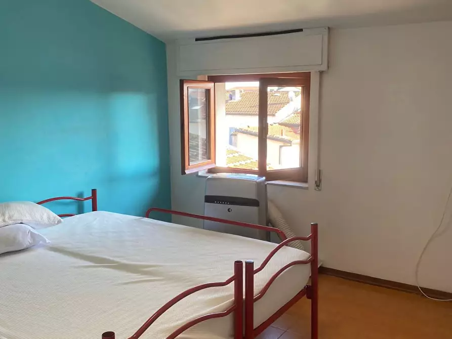 Immagine 11 di Villetta a schiera in vendita  a Viareggio