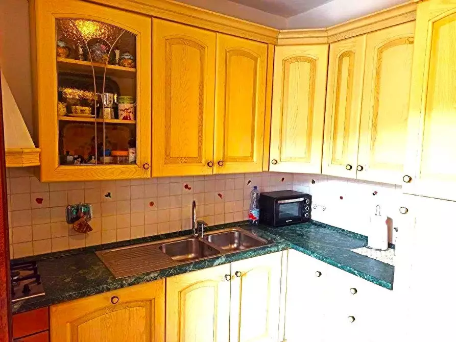 Immagine 10 di Appartamento in vendita  a Massa