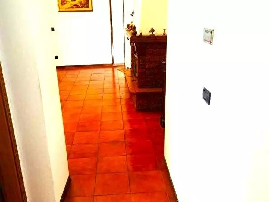 Immagine 18 di Appartamento in vendita  a Massa