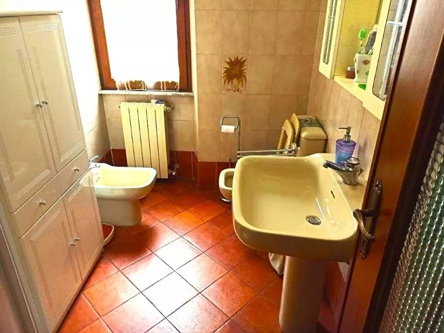 Immagine 14 di Appartamento in vendita  a Massa