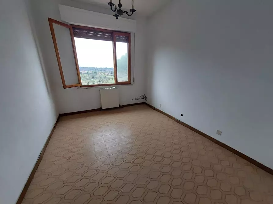 Immagine 17 di Porzione di casa in vendita  a Terricciola