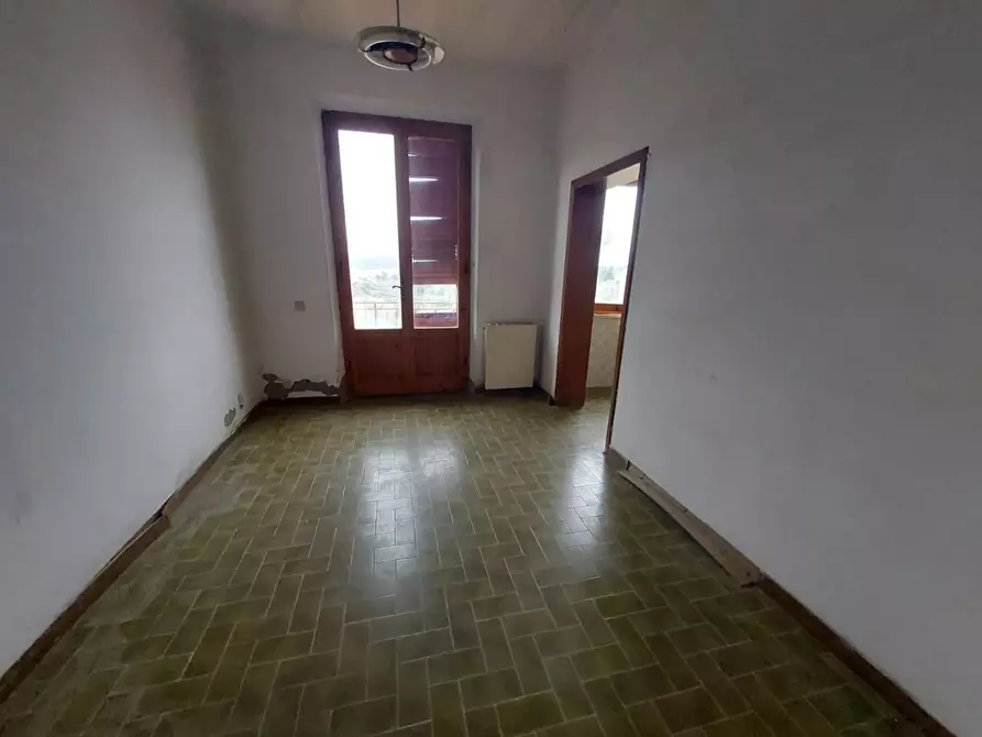 Immagine 10 di Porzione di casa in vendita  a Terricciola