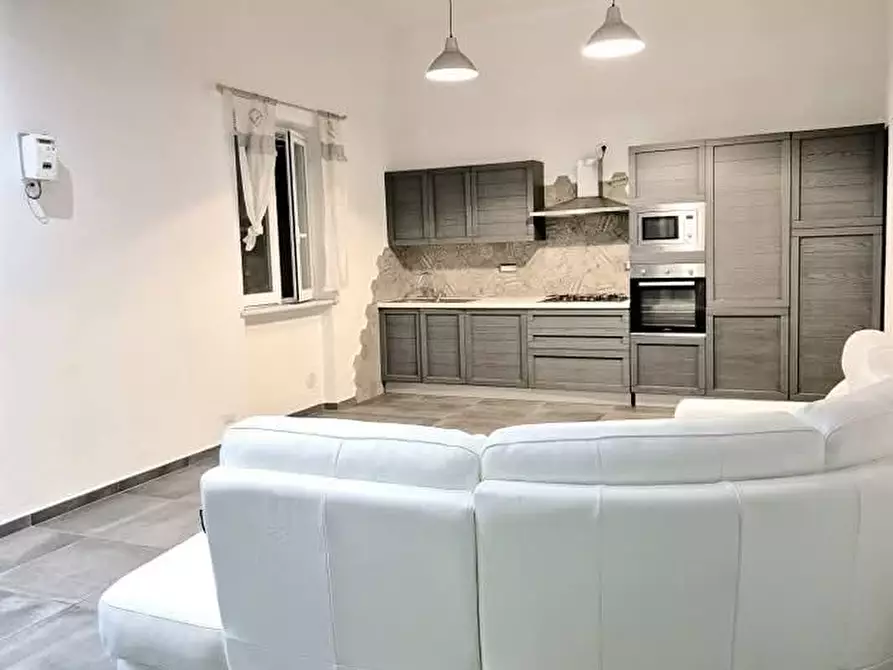 Immagine 1 di Casa bifamiliare in vendita  a Carrara