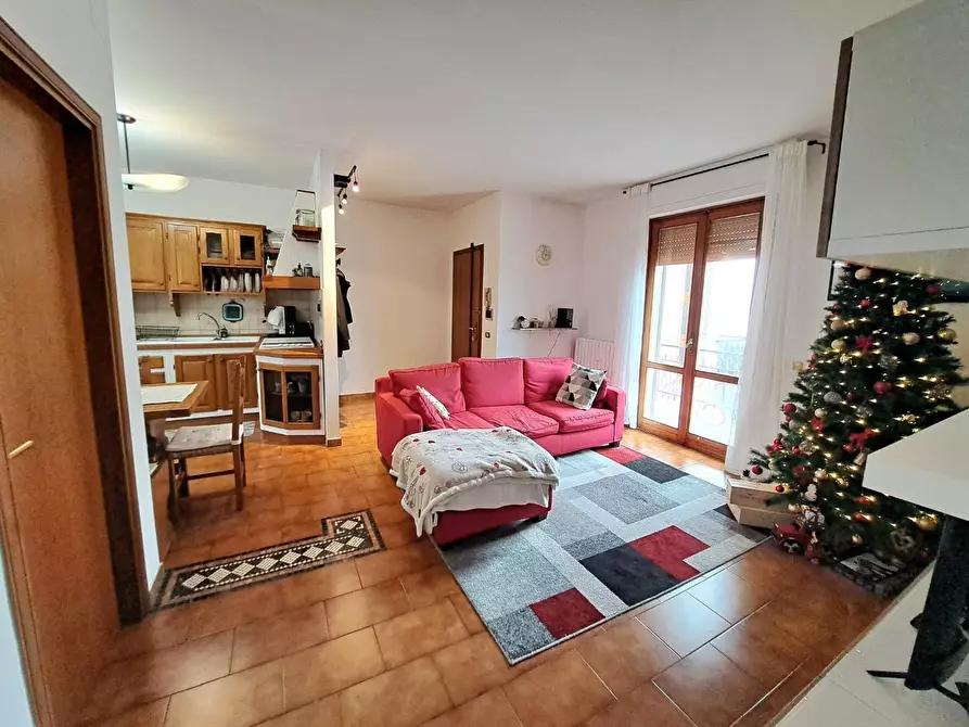 Immagine 2 di Appartamento in vendita  a Cerreto Guidi