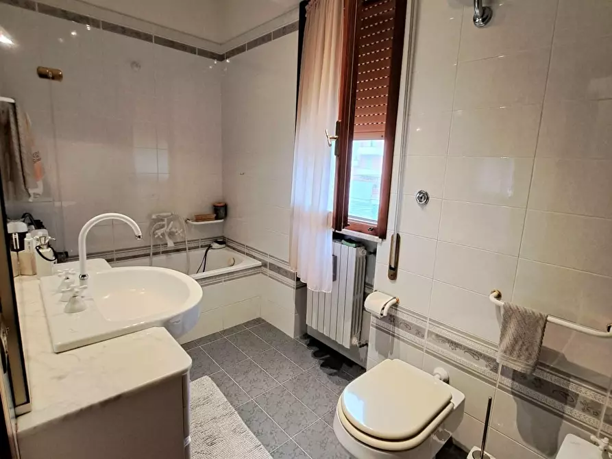 Immagine 22 di Appartamento in vendita  a Cerreto Guidi