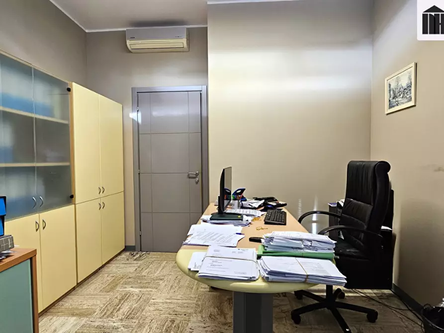 Immagine 22 di Attività commerciale in vendita  a Santa Croce Sull'arno