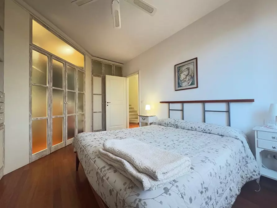 Immagine 13 di Casa bifamiliare in affitto  a Forte Dei Marmi