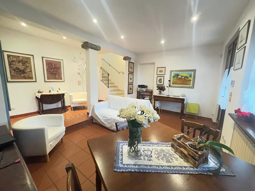 Immagine 2 di Casa bifamiliare in affitto  a Forte Dei Marmi