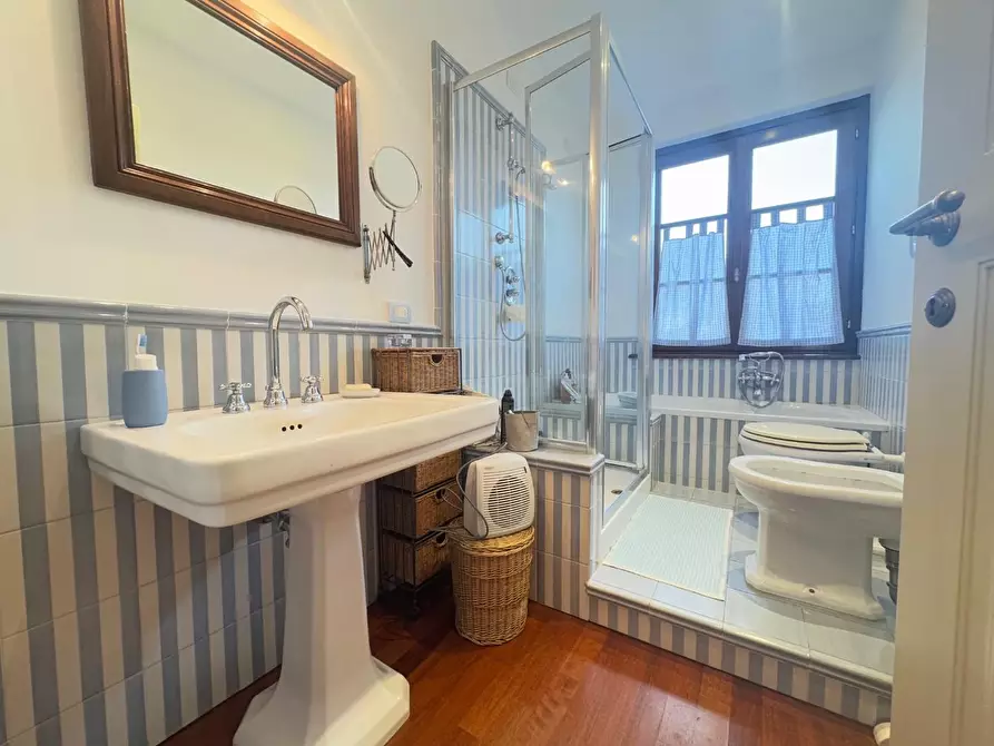 Immagine 14 di Casa bifamiliare in affitto  a Forte Dei Marmi