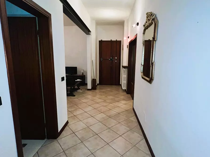 Immagine 19 di Appartamento in vendita  a Montelupo Fiorentino