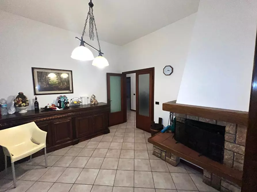 Immagine 13 di Appartamento in vendita  a Montelupo Fiorentino