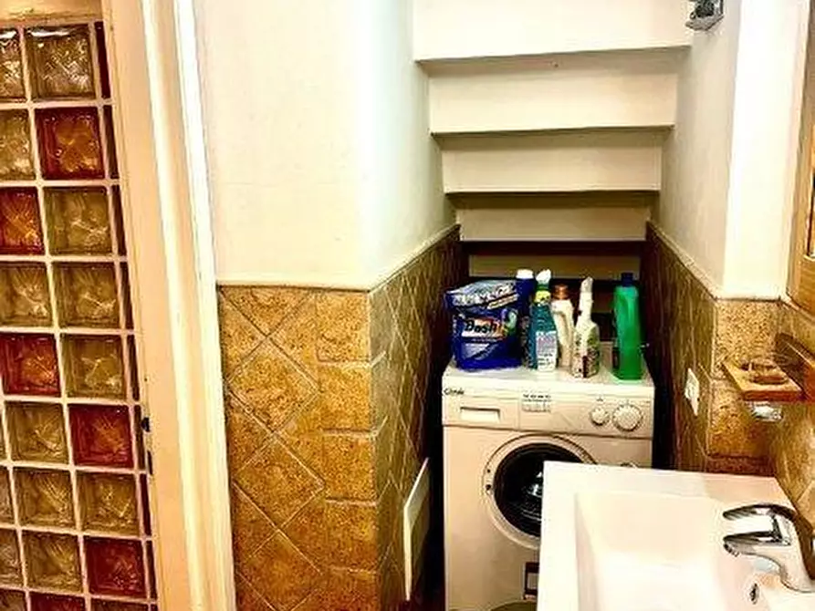 Immagine 8 di Villetta a schiera in vendita  a Massa