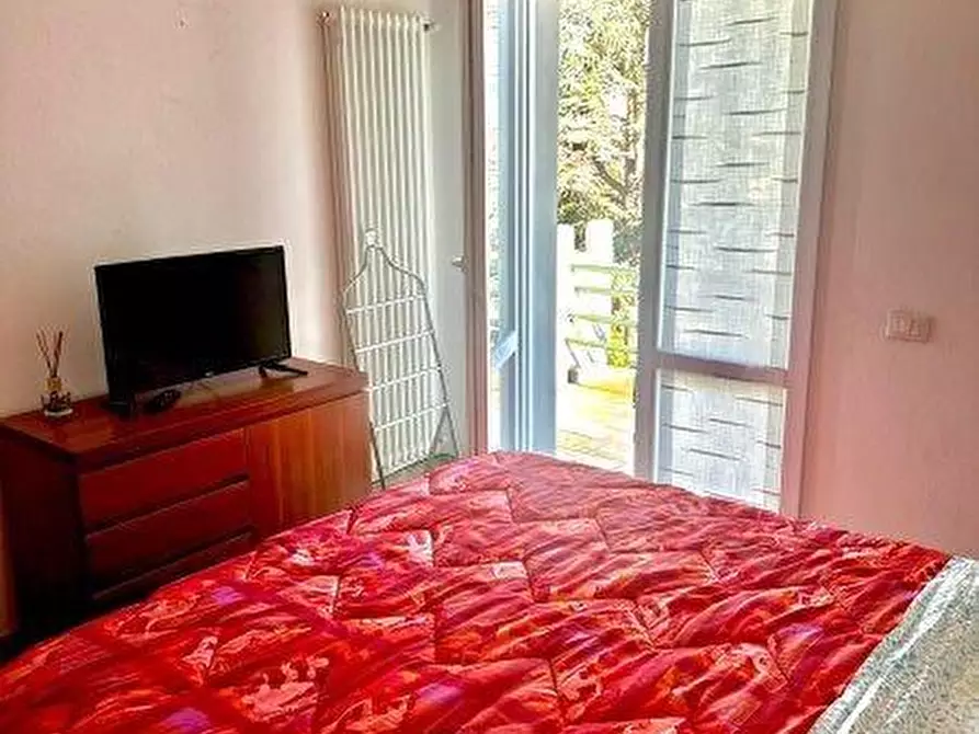 Immagine 24 di Villetta a schiera in vendita  a Massa