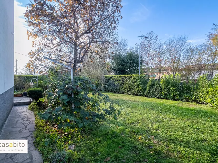 Immagine 44 di Casa bifamiliare in vendita  a Boltiere