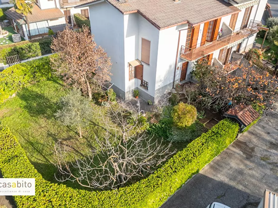 Immagine 5 di Casa bifamiliare in vendita  a Boltiere