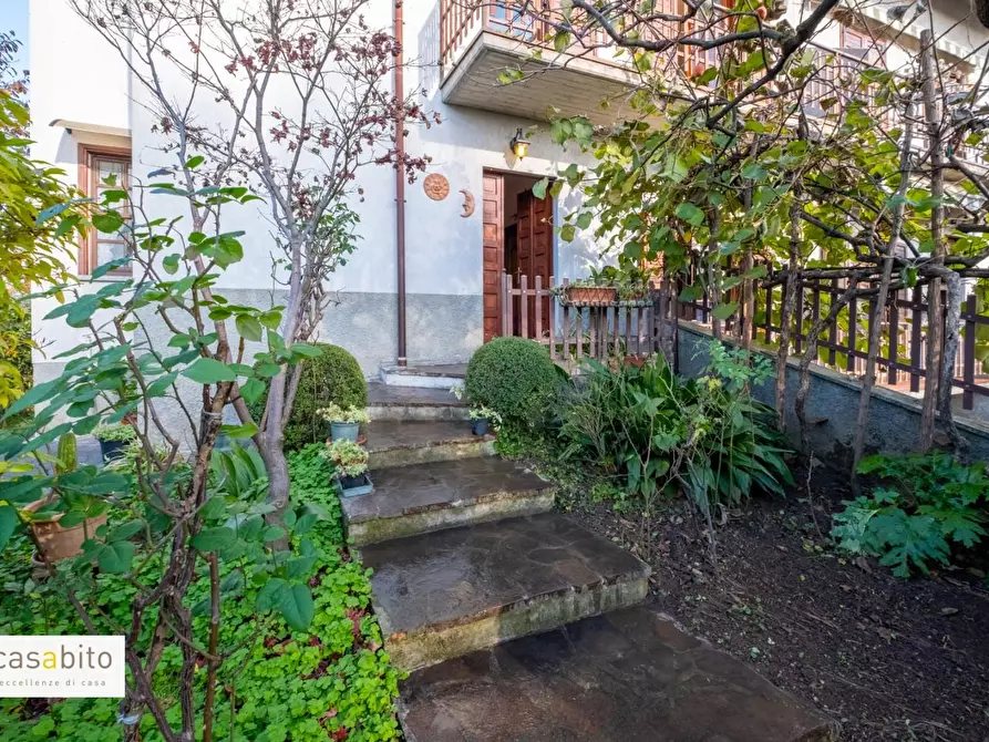 Immagine 48 di Casa bifamiliare in vendita  a Boltiere