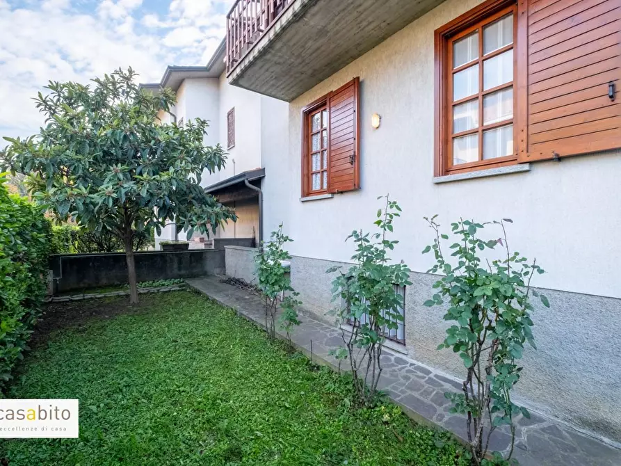 Immagine 43 di Casa bifamiliare in vendita  a Boltiere