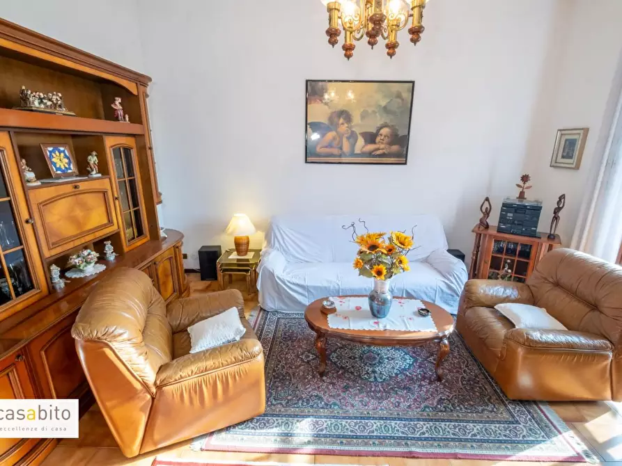 Immagine 9 di Casa bifamiliare in vendita  a Boltiere