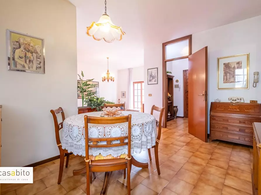 Immagine 11 di Casa bifamiliare in vendita  a Boltiere