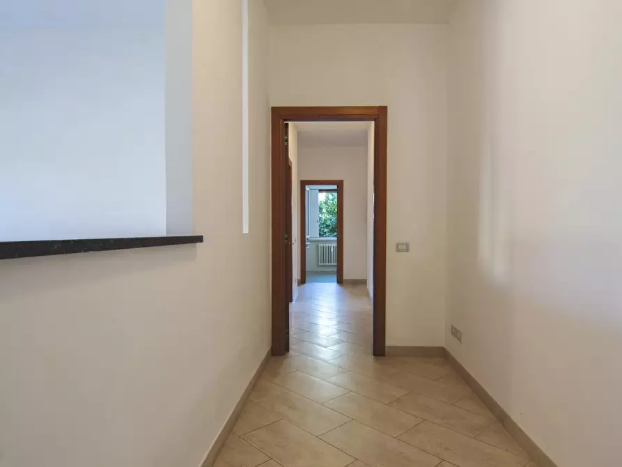 Immagine 3 di Appartamento in vendita  a Livorno