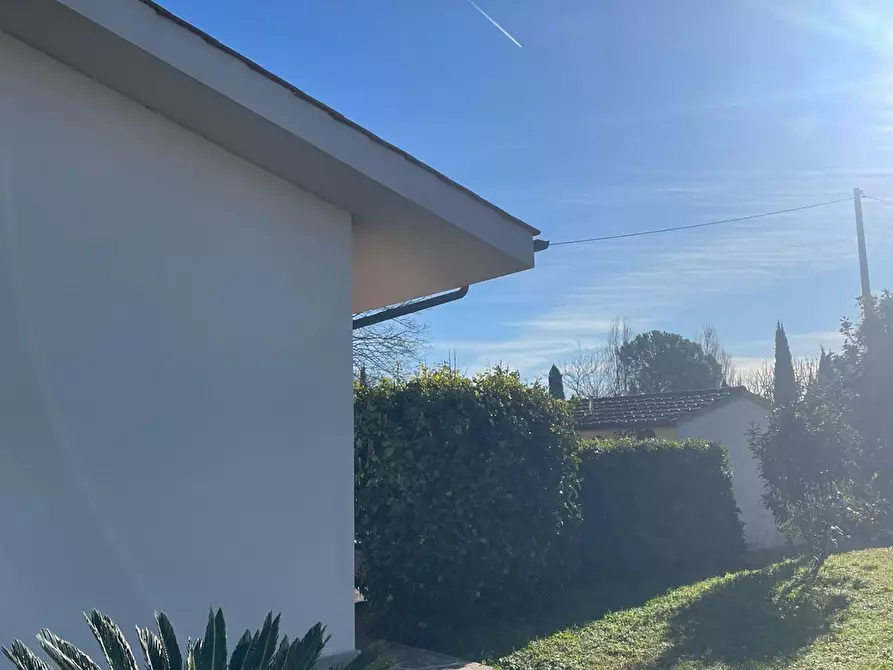 Immagine 20 di Villa in vendita  a San Giuliano Terme