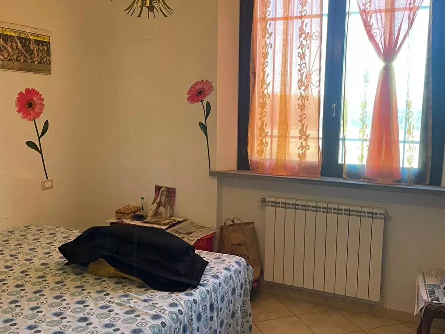 Immagine 2 di Villa in vendita  a San Giuliano Terme